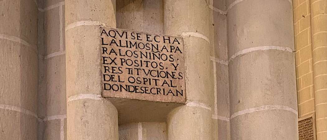 Catedral de Toledo lapida niños expósitos